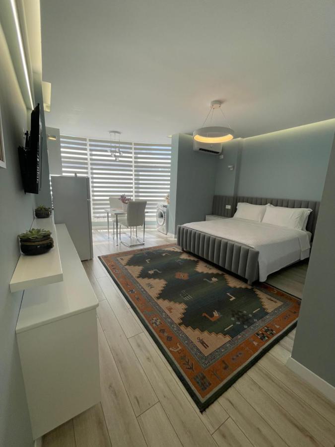 Comfort Apartment In City Center Tirana Bagian luar foto
